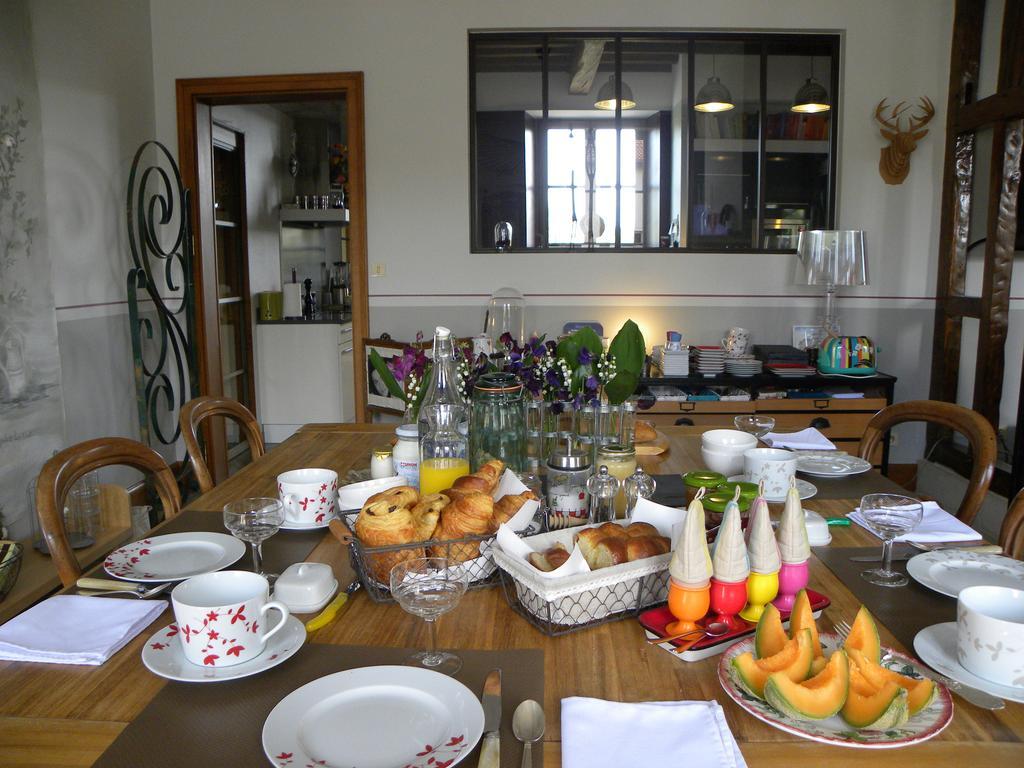 Entre Cour Et Jardin Hotel Châlons-en-Champagne Kültér fotó